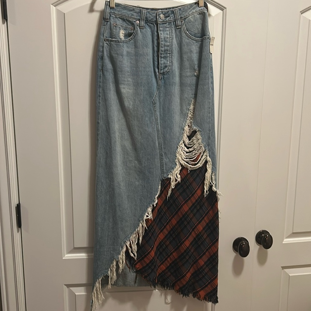 NWT Distressed Denim Skirt